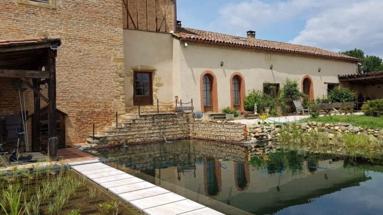 Kay-Pool-2-e1592668848856